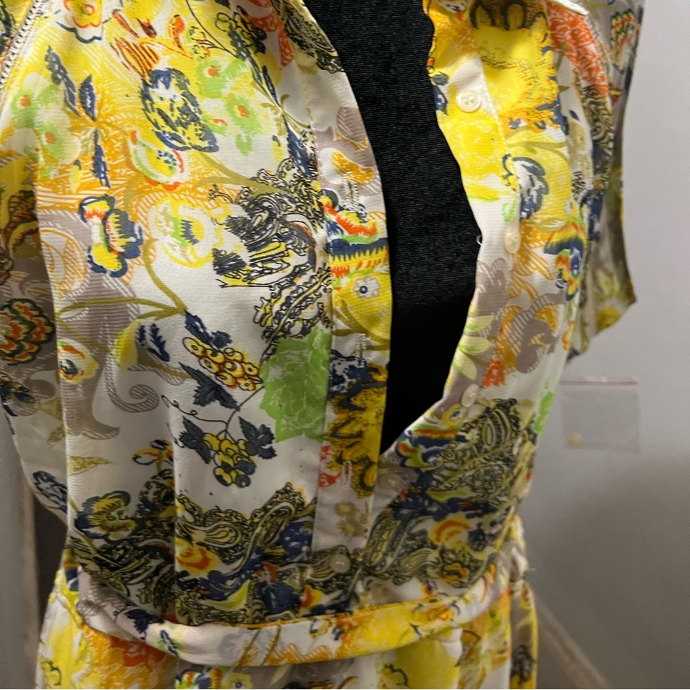 NWT Love by Chelsea Sleeveless Yellow Flowered Dress